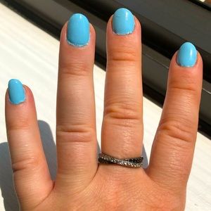 Sterling Silver black and white banded gem ring.
